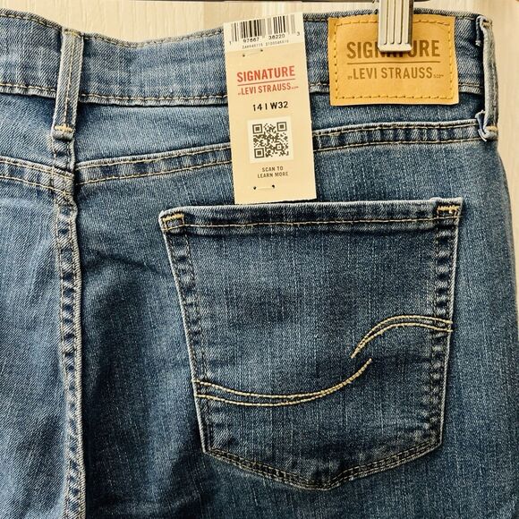 Levi Strauss Signature Mid-Rise Cuffed Capri Women’s 14 Jean Blue 34x23 Stretch - Picture 4 of 10